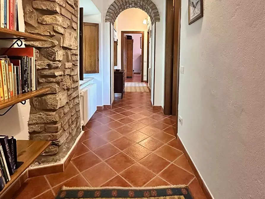 Immagine 12 di Casa indipendente in vendita  a Fivizzano