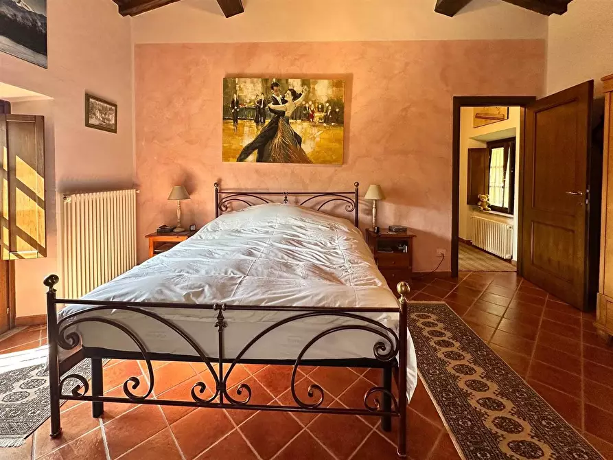 Immagine 13 di Casa indipendente in vendita  a Fivizzano