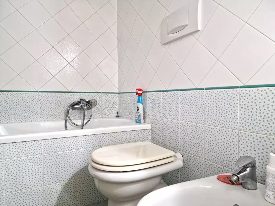 Immagine 55 di Appartamento in vendita  a Siena