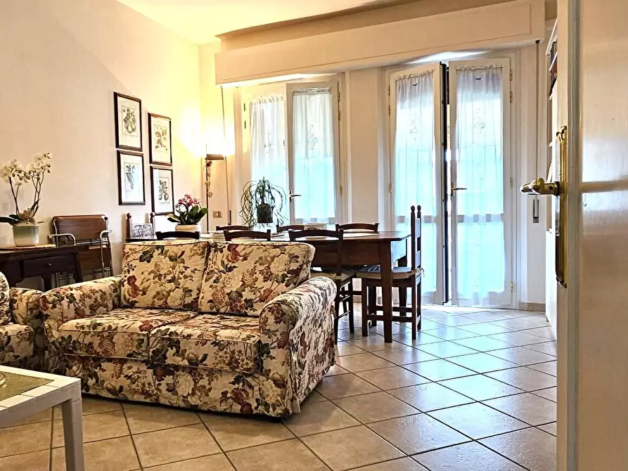 Immagine 5 di Appartamento in vendita  a Siena