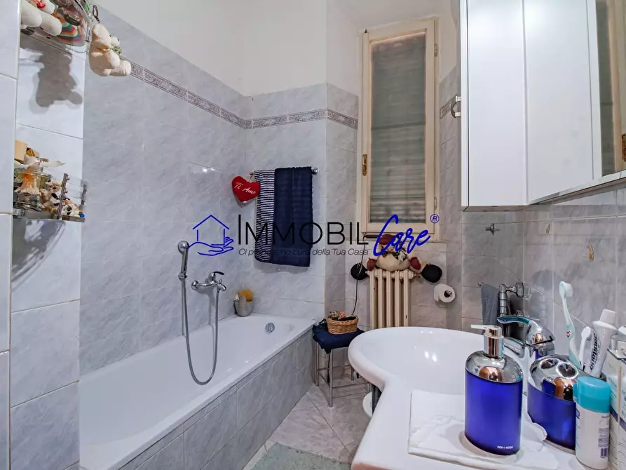 Immagine 22 di Appartamento in vendita  a Livorno