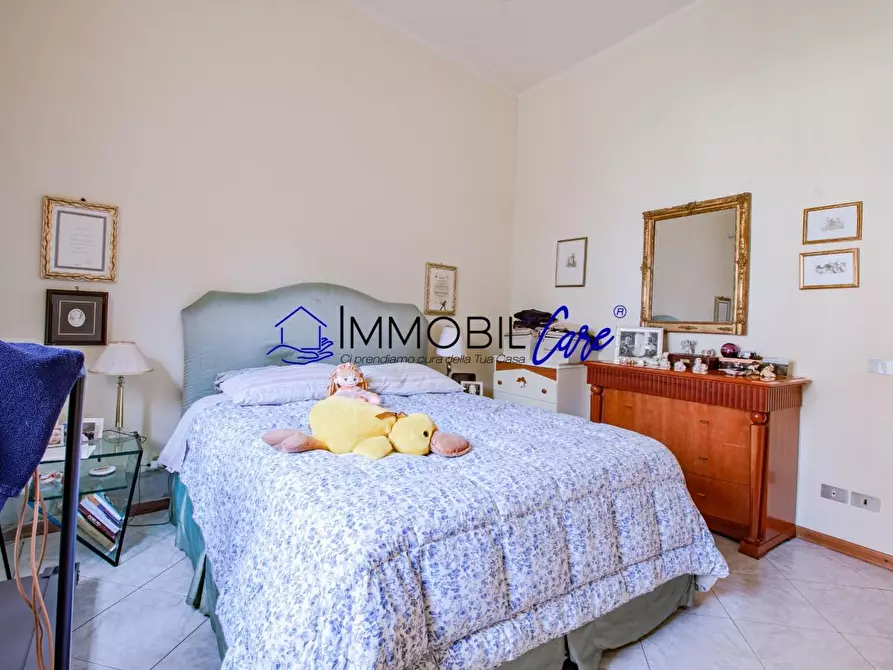 Immagine 17 di Appartamento in vendita  a Livorno