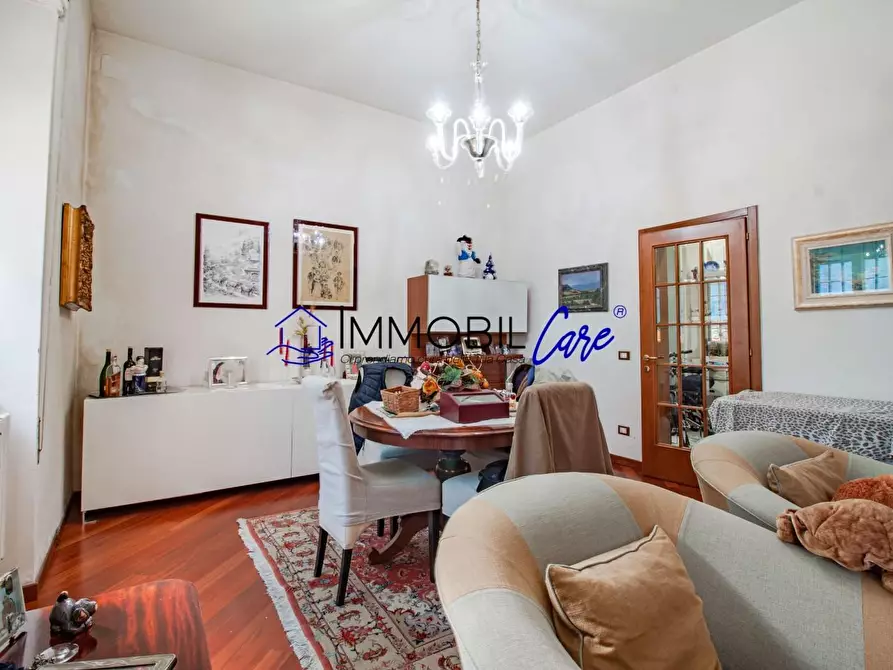 Immagine 6 di Appartamento in vendita  a Livorno