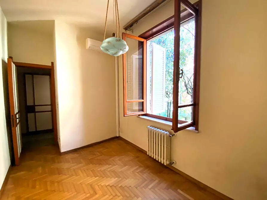 Immagine 10 di Appartamento in vendita  a Pontedera