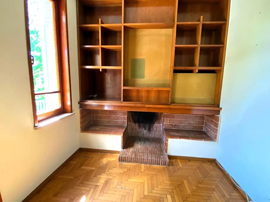 Immagine 21 di Appartamento in vendita  a Pontedera