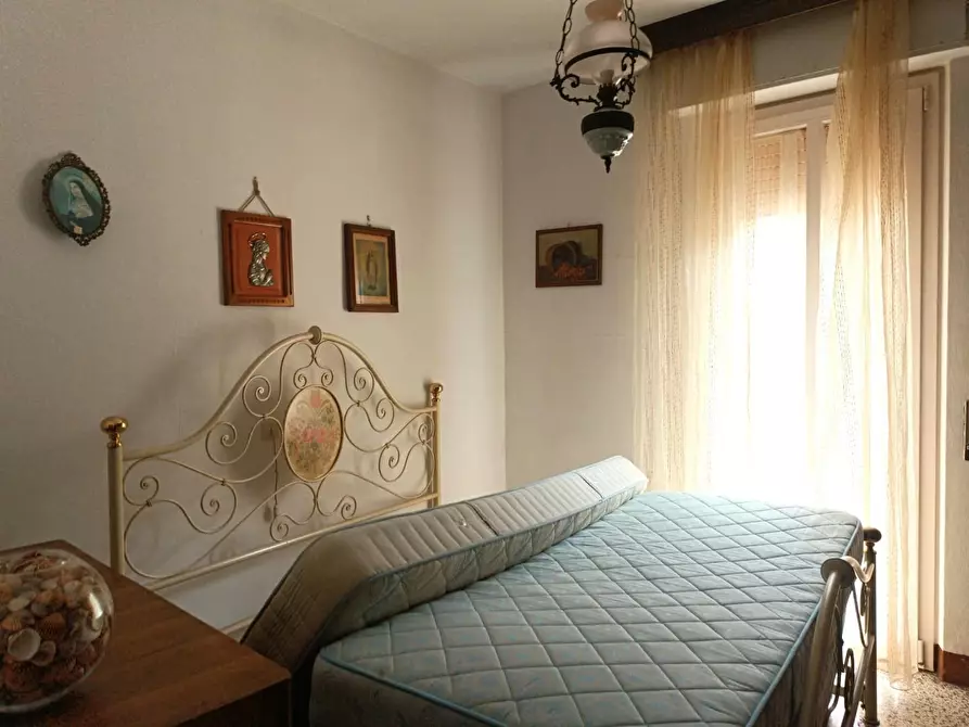 Immagine 12 di Appartamento in vendita  a Castelnuovo Di Garfagnana