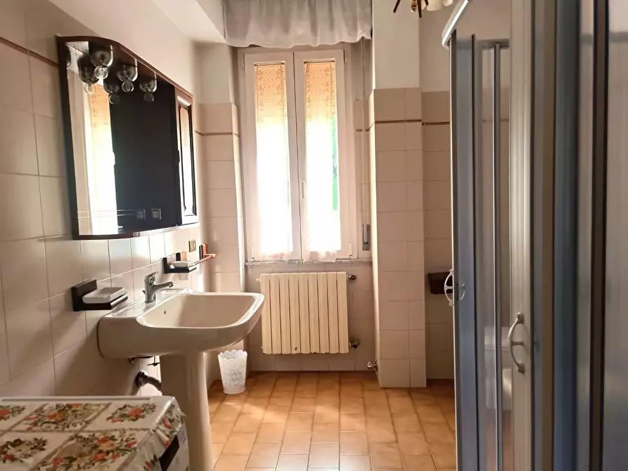 Immagine 14 di Appartamento in vendita  a Castelnuovo Di Garfagnana