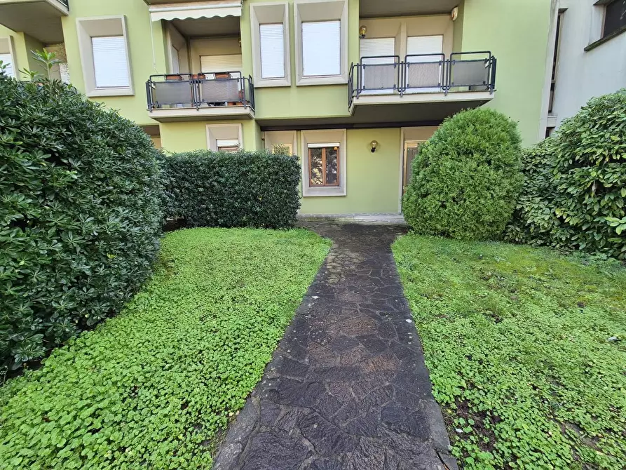 Immagine 13 di Appartamento in vendita  a Santa Croce Sull'arno