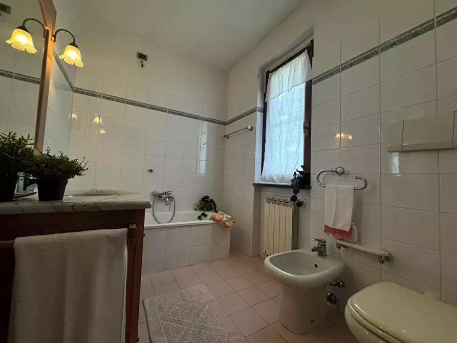 Immagine 37 di Villetta a schiera in vendita  a Viareggio