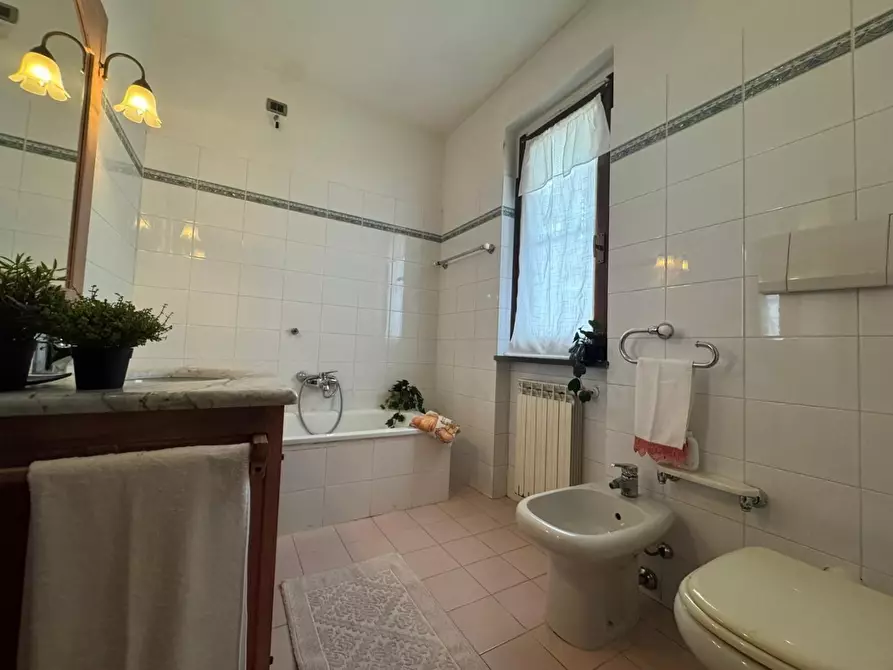 Immagine 61 di Villetta a schiera in vendita  a Viareggio