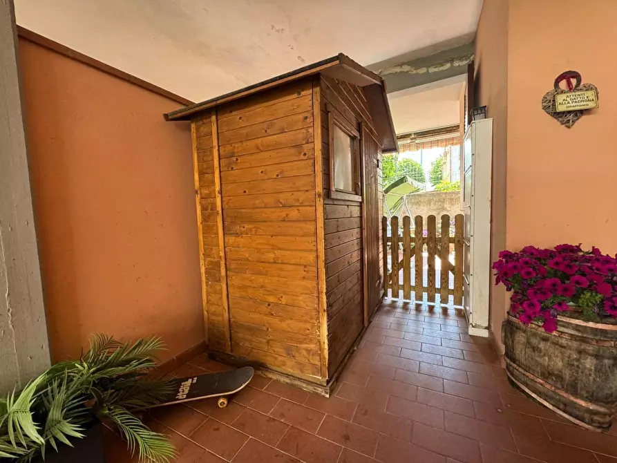 Immagine 18 di Villetta a schiera in vendita  a Viareggio