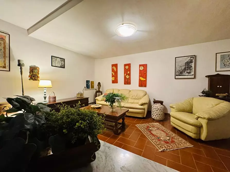 Immagine 24 di Villetta a schiera in vendita  a Viareggio