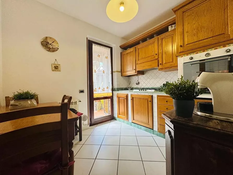 Immagine 10 di Villetta a schiera in vendita  a Viareggio