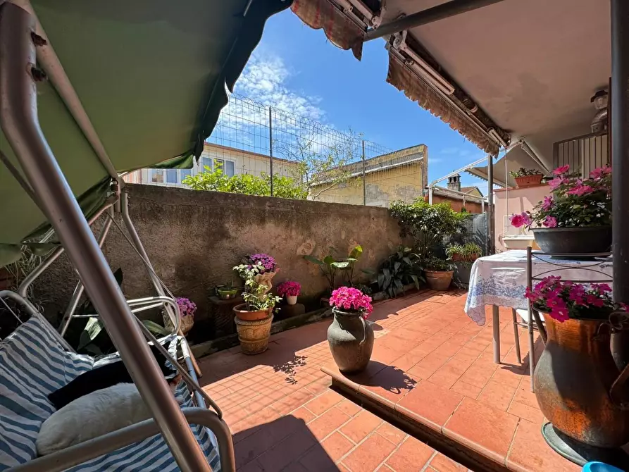 Immagine 17 di Villetta a schiera in vendita  a Viareggio