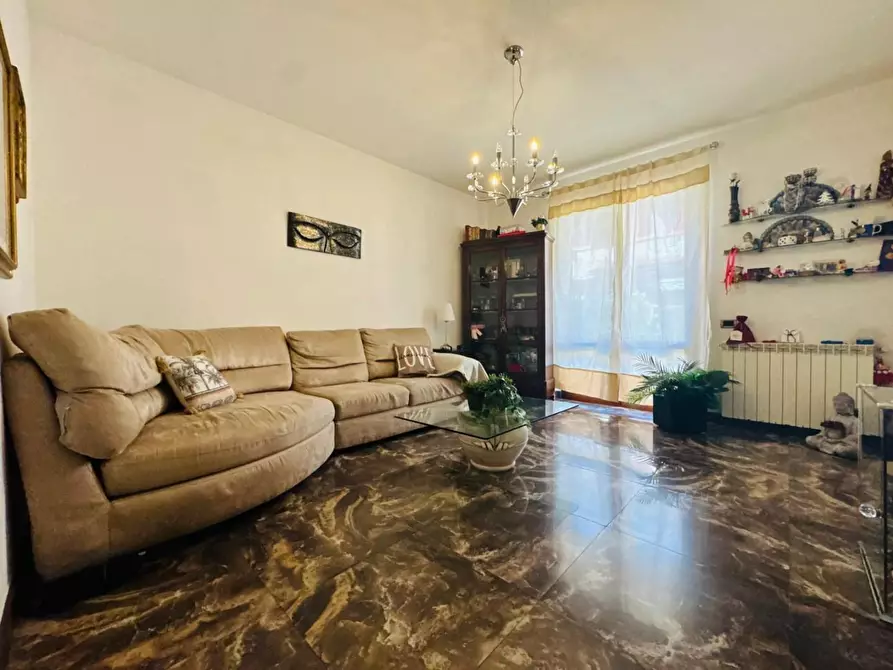 Immagine 44 di Villetta a schiera in vendita  a Viareggio