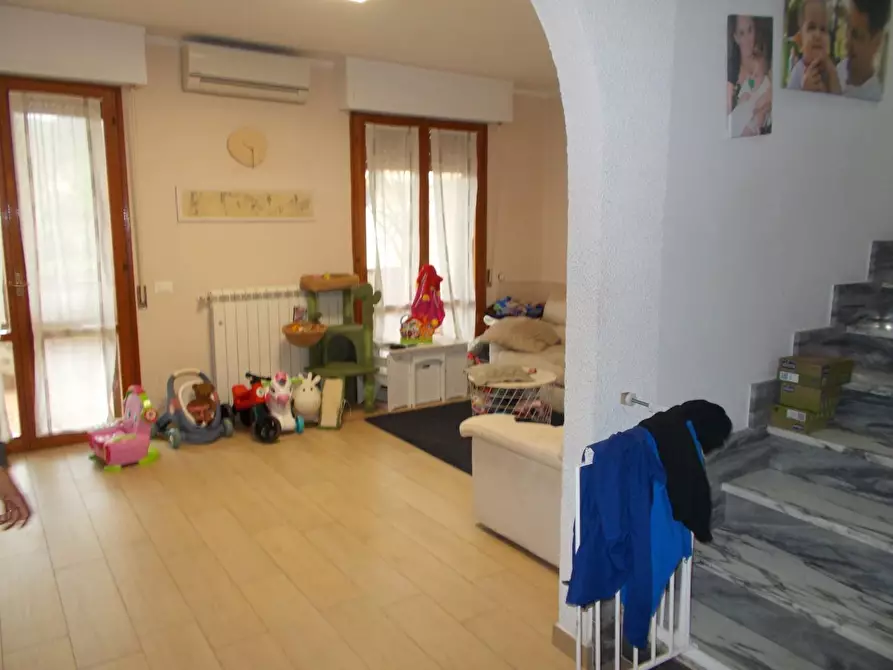 Immagine 15 di Villetta a schiera in vendita  a Vecchiano