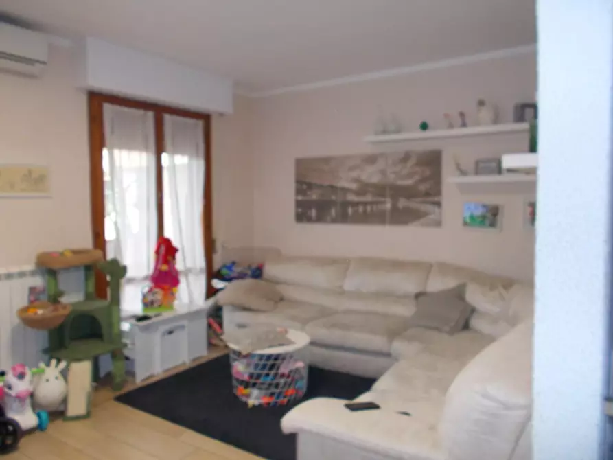 Immagine 13 di Villetta a schiera in vendita  a Vecchiano