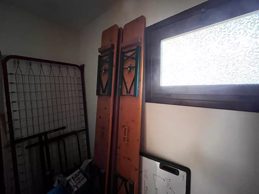 Immagine 4 di Casa indipendente in vendita  a Castelnuovo Magra