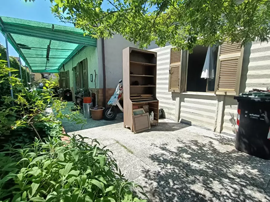 Immagine 28 di Casa indipendente in vendita  a Carrara