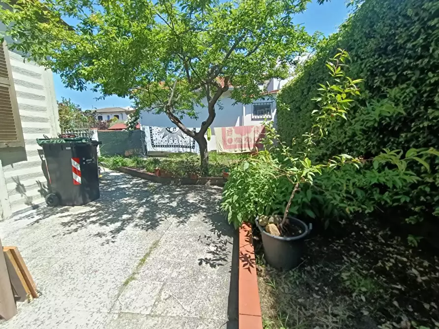 Immagine 30 di Casa indipendente in vendita  a Carrara