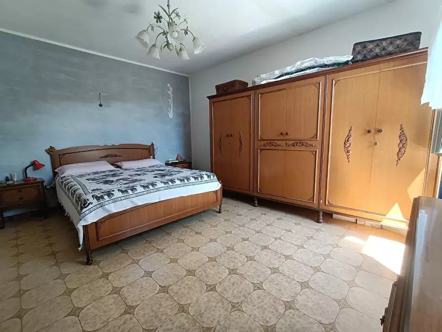 Immagine 13 di Casa indipendente in vendita  a Carrara