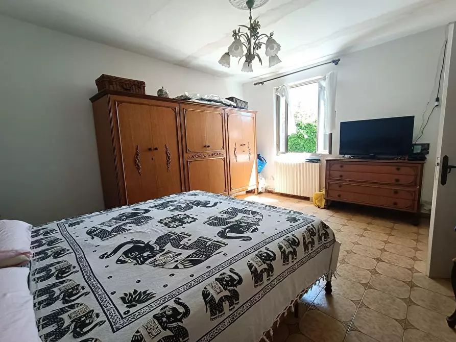 Immagine 11 di Casa indipendente in vendita  a Carrara