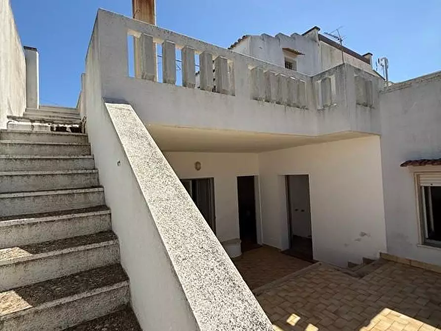 Immagine 34 di Appartamento in vendita  a Alessano