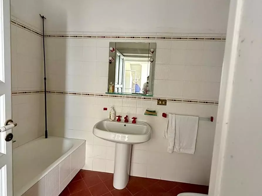 Immagine 19 di Appartamento in vendita  a Alessano