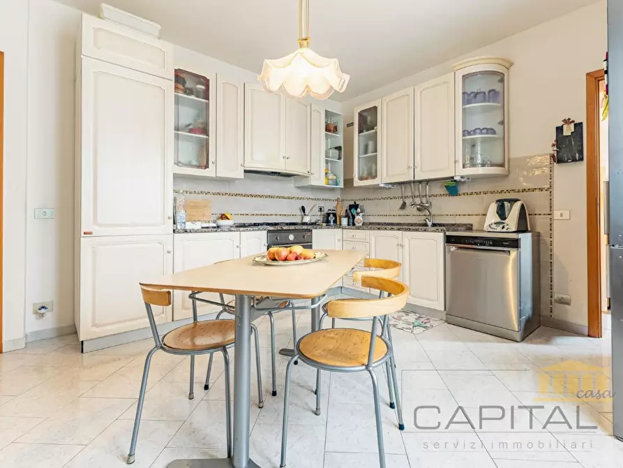 Immagine 11 di Appartamento in vendita  a Bientina