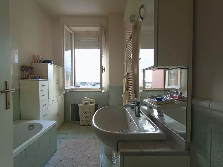 Immagine 8 di Appartamento in vendita  a Cascina