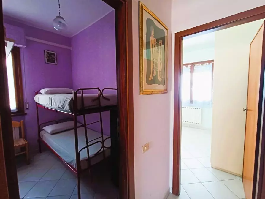 Immagine 10 di Appartamento in vendita  a Massa