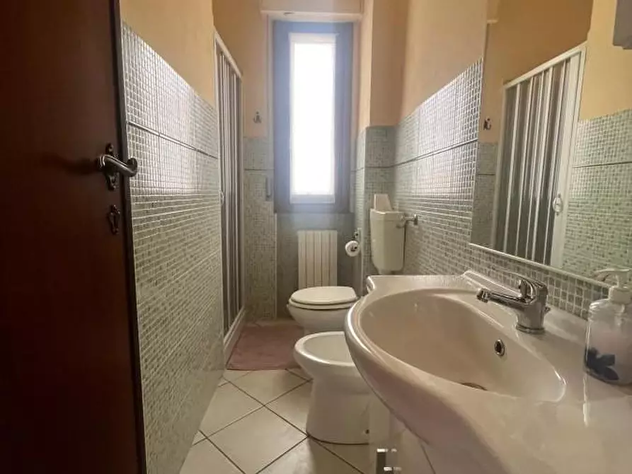 Immagine 16 di Appartamento in vendita  a Massa