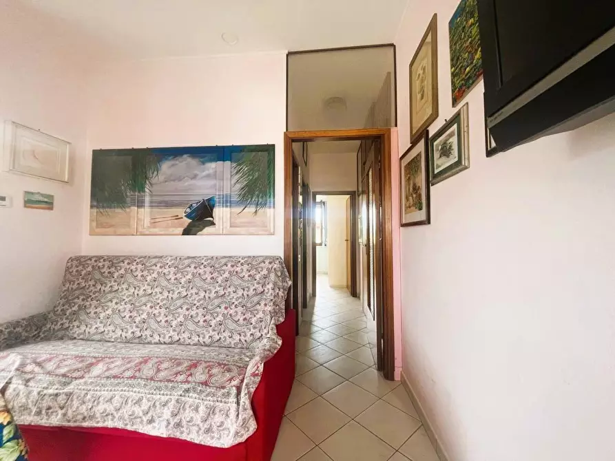 Immagine 4 di Appartamento in vendita  a Massa