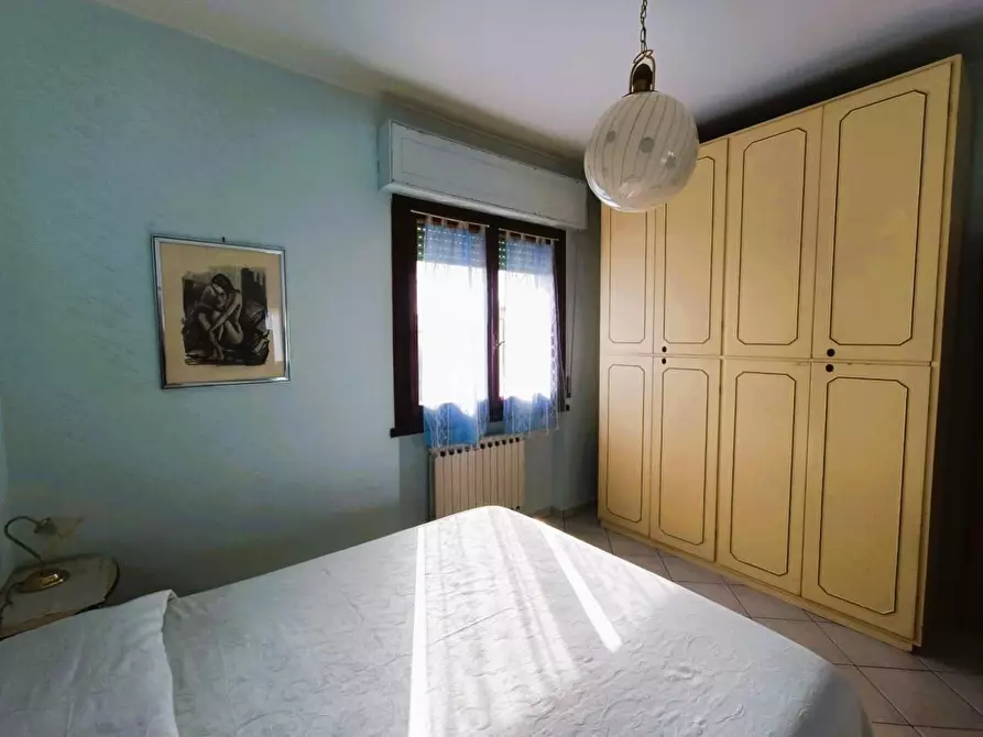 Immagine 7 di Appartamento in vendita  a Massa