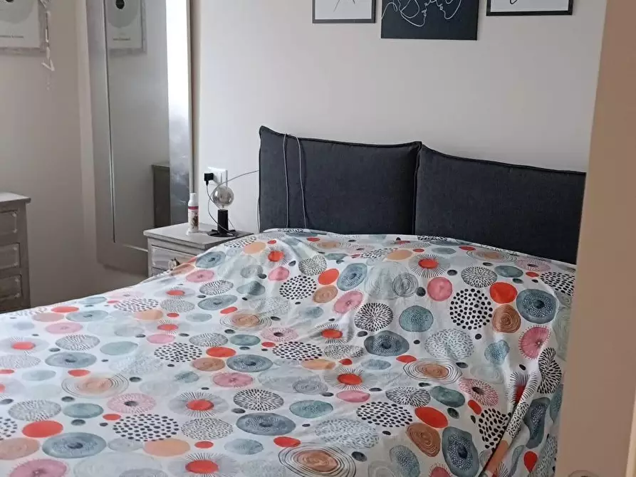 Immagine 12 di Villa in vendita  a Massa