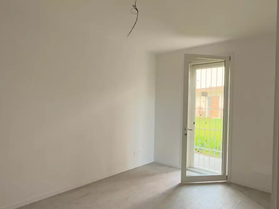 Immagine 20 di Casa bifamiliare in vendita  a Reggio Nell'emilia