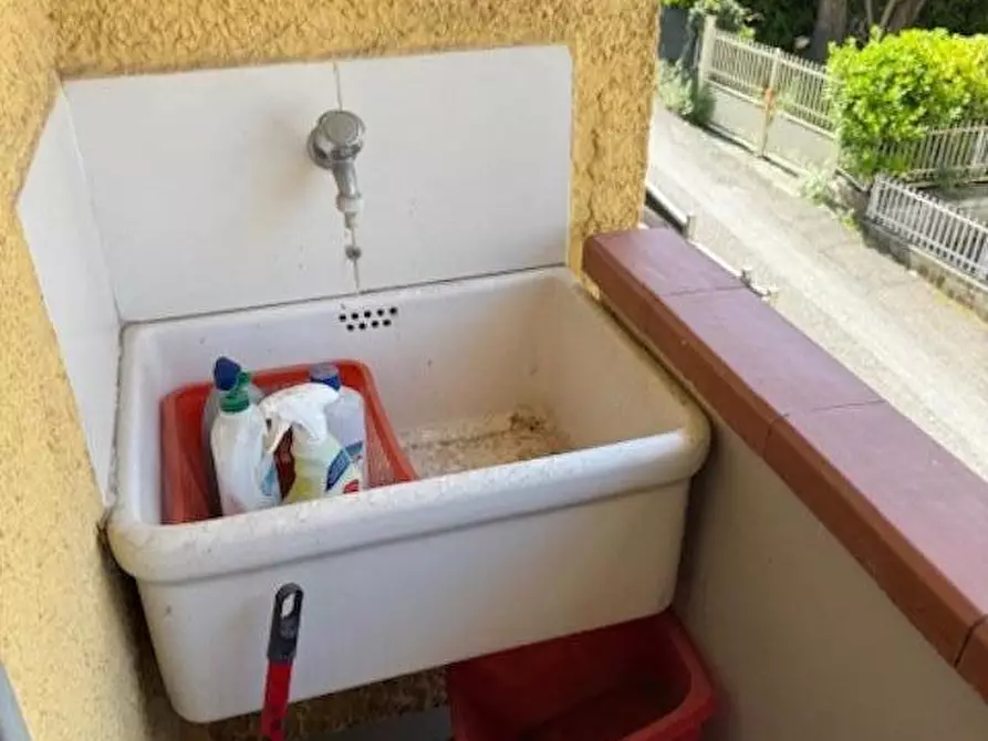 Immagine 29 di Appartamento in vendita  a Massa