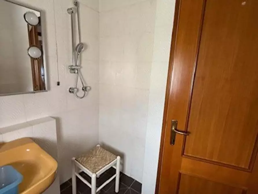 Immagine 22 di Appartamento in vendita  a Massa