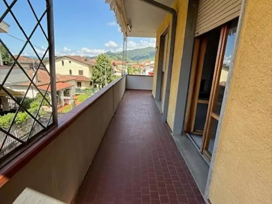 Immagine 6 di Appartamento in vendita  a Massa