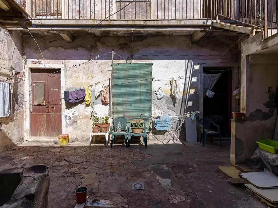 Immagine 17 di Terratetto in vendita  a Catania