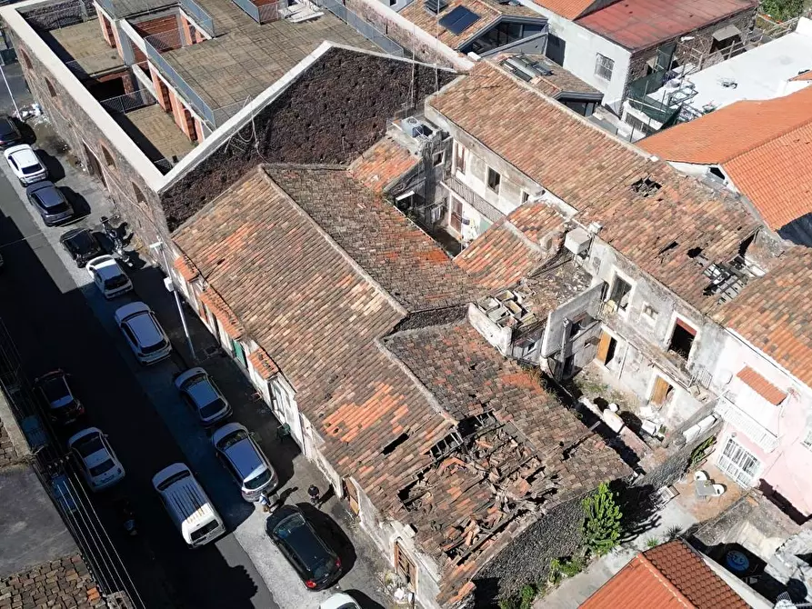 Immagine 30 di Terratetto in vendita  a Catania