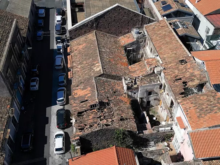 Immagine 29 di Terratetto in vendita  a Catania