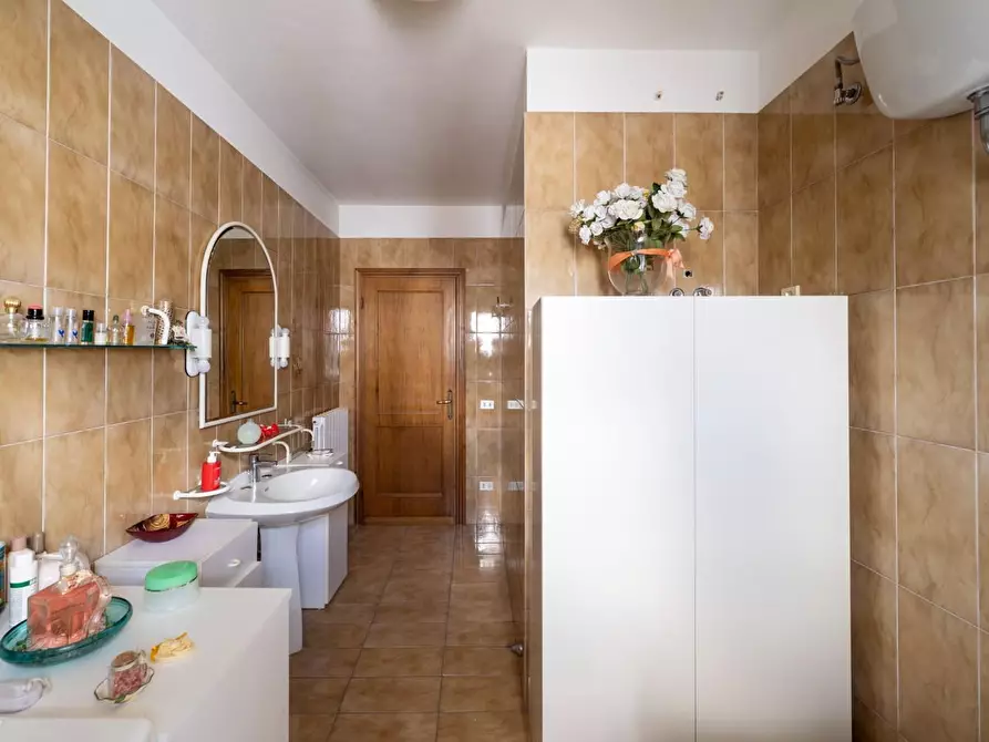 Immagine 37 di Appartamento in vendita  a Casciana Terme Lari