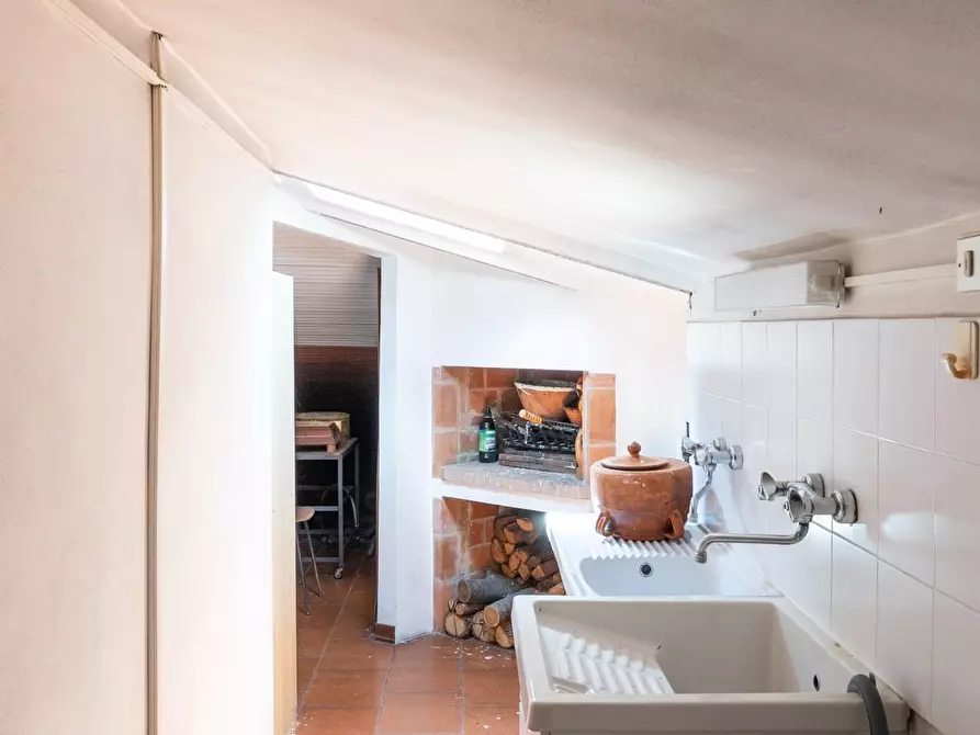 Immagine 38 di Appartamento in vendita  a Casciana Terme Lari