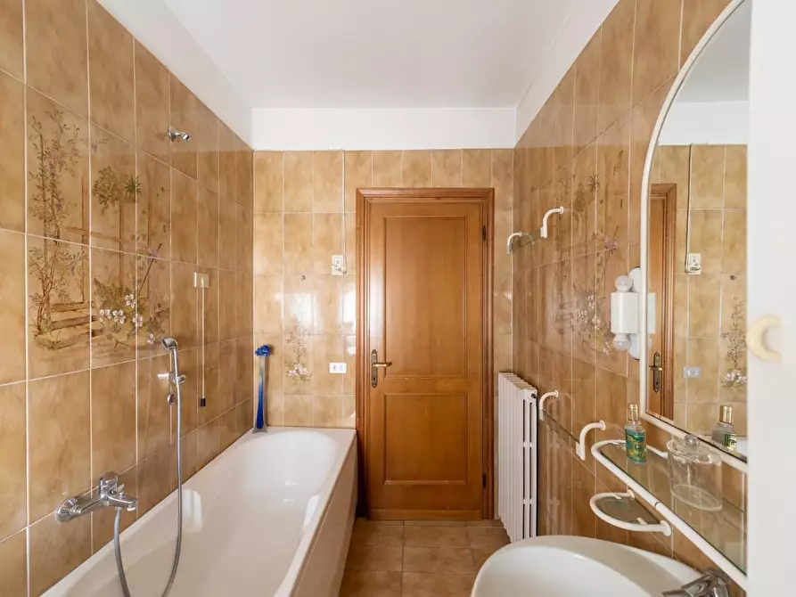 Immagine 36 di Appartamento in vendita  a Casciana Terme Lari