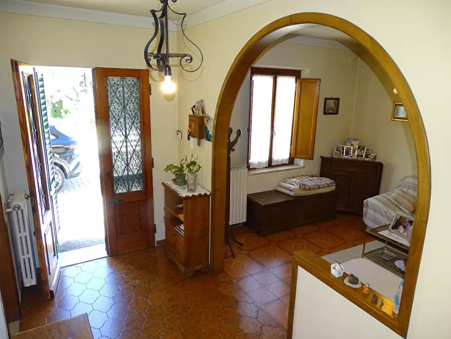 Immagine 1 di Appartamento in vendita  a Pistoia