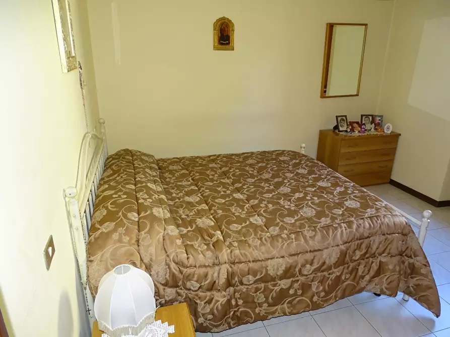 Immagine 10 di Appartamento in vendita  a Pistoia