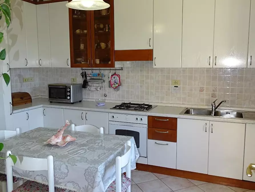 Immagine 6 di Appartamento in vendita  a Pistoia