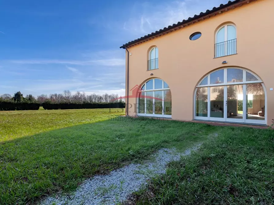 Immagine 14 di Casa bifamiliare in vendita  a San Giuliano Terme