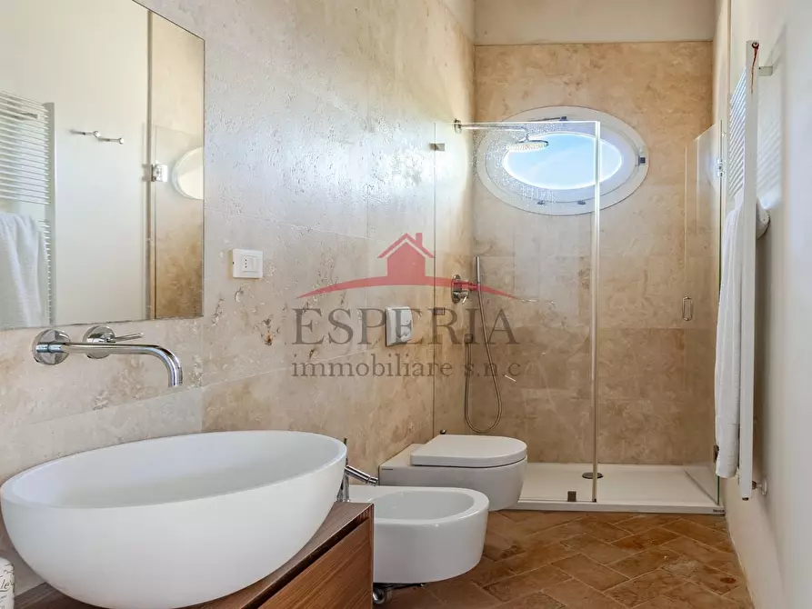 Immagine 7 di Casa bifamiliare in vendita  a San Giuliano Terme